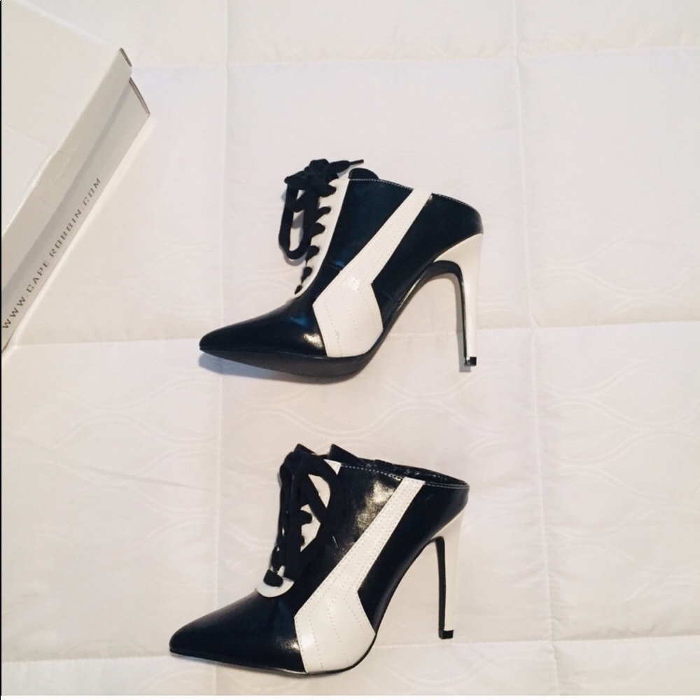 ISO Cape Robbin heels